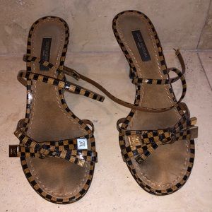 Louis Vuitton, adorable heeled sandals/heels